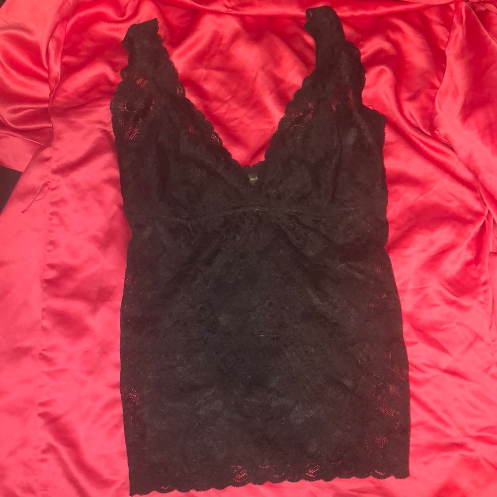 Cute Black Lace Camisole Top!!